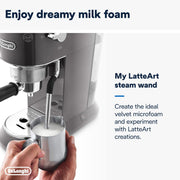 De'Longhi Dedica Style EC 685.M – Cafetera espresso de bomba tradicional, con espumador de leche profesional, solo 15 cm de ancho, para café molido o monodosis ESE, depósito de 1 l, plata