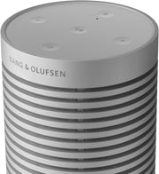 Bang & Olufsen Beosound Explore – Altavoz Bluetooth inalámbrico portátil para exteriores, hogar y viajes, 27 horas de autonomía, resistente al agua, sonido 360° + cable de carga USB-C – Negro antracita