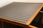 Parque exterior Kerbl con protección contra fugas (distancia entre barrotes de 2,5 cm, recinto cubierto, con techo de plástico, incluye caseta para animales pequeños + plataforma de observación) 81708