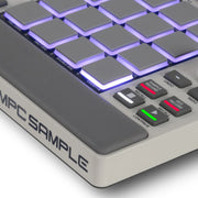 Akai Professional MPC Sample muestreador portátil independiente con batería, USB C, altavoz, micrófono, muestreo, secuenciación y producción musical