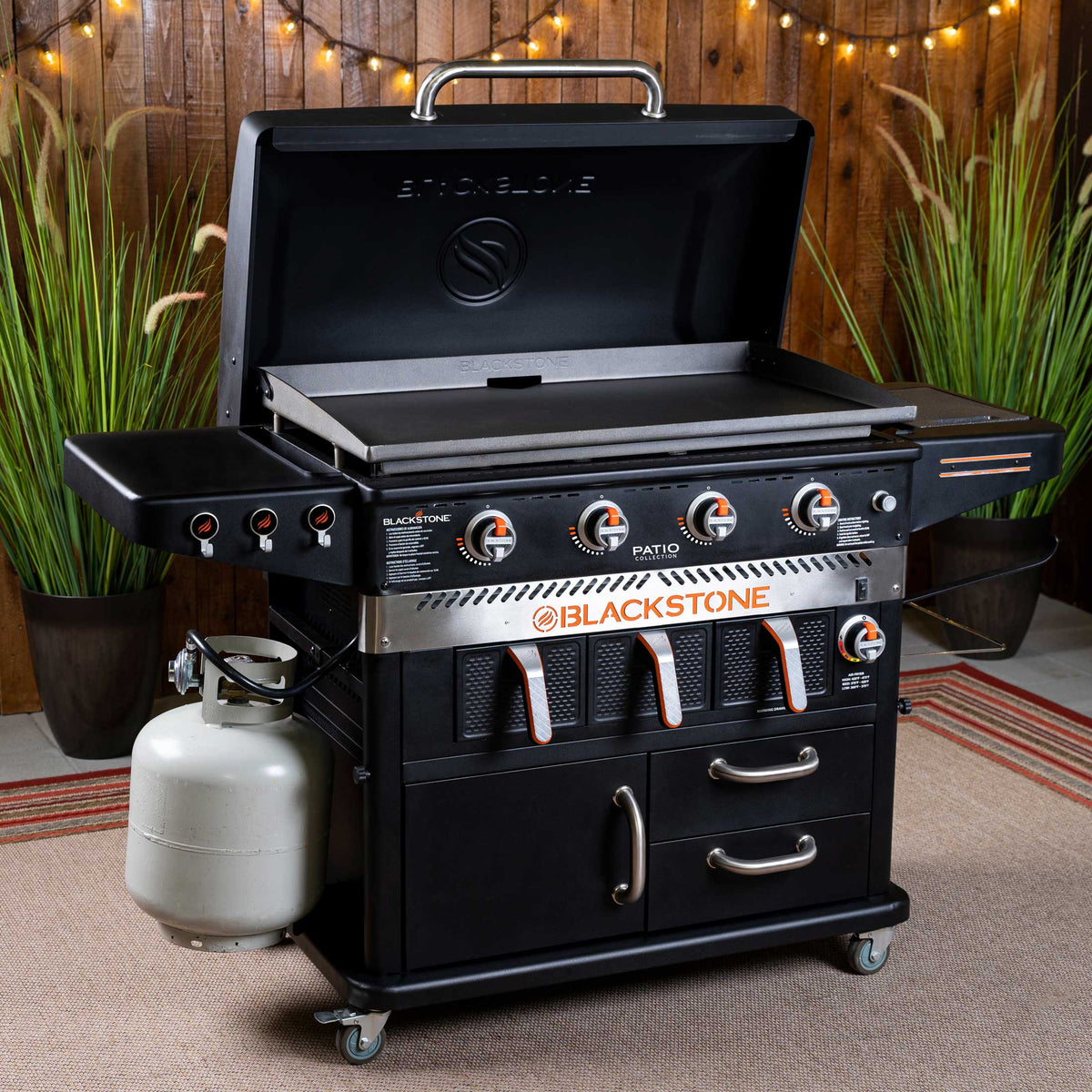 Plancha Blackstone Patio 36 Cabinet con freidora de aire y kit de herramientas de lujo