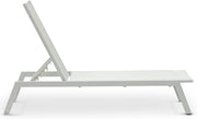 Tumbona de jardín IDIMEX ESPIRITU, altura regulable, color blanco crema – Tumbona de sol con cabezal ajustable de aluminio y textilene resistente a los rayos UV, para terraza, balcón, jardín, tumbona de relax para exterior