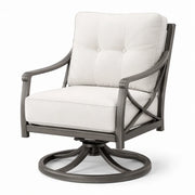 Sillón giratorio de aluminio con tapizado de poliéster en color beige