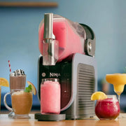 Máquina de granizados FS301EU, capacidad de 1,9 L, compresor con tecnología WhisperChill para granizados, cócteles congelados, frappés y batidos