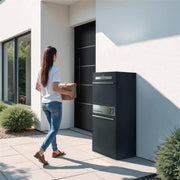 Metzler Paketbox draußen groß XXL, Briefkasten mit Paketfach in Anthrazit RAL7016, Paketbriefkasten, Standbriefkasten, Paketkasten, Personalisiert Edelstahl Namensschild Gravur, rostfrei - Bispo Max 2