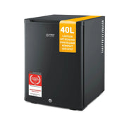 Mininevera TZS First Austria 40L silenciosa, con cerradura, luz interior, puerta reversible, minibar para camping, hotel, clase energética E