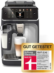Cafetera superautomática PHILIPS Serie 5500 – Sistema de leche LatteGo, 20 especialidades de café frías y calientes, 40% más silenciosa con SilentBrew, QuickStart, negro y plata (EP5546/70)