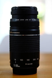 Canon 6473A003 Objetivo para réflex EF 75-300mm f / 4.0-5.6 III, negro