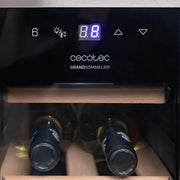 Cecotec Vinoteca de libre instalación Bolero GrandSommelier 1250 CoolWood. Nevera para vinos con capacidad para 12 botellas, temperatura ajustable de 8-18 ºC, luz LED y estantes de madera.