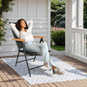 LIFERUN Silla de jardín con respaldo alto plegable, juego de 6 sillas de balcón de aluminio, reposabrazos de WPC, con respaldo y asiento acolchados, ajustable en 7 posiciones, hasta 120 kg, silla de comedor para exteriores, negro, 6 unidades