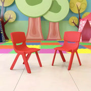 Paquete de 10 sillas escolares apilables de plástico de Flash Furniture con altura de asiento de 13.25 pulgadas