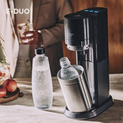 SodaStream máquina de agua con gas eléctrica E-DUO con cilindro de CO2 Quick-Connect | incl. 1 botella de vidrio de 1L y 2 botellas de plástico FUSE de 1L (aptas para lavavajillas) | Color: Titanio