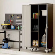 Gabinete de almacenamiento para garaje con ruedas y tablero perforado, armario de metal con cerradura de 72" de altura, 2 puertas y 4 estantes ajustables para taller de garaje